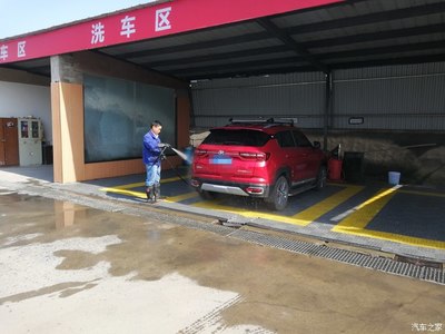 洗車打磨，匠心養護 感受貼心售后服務的溫度