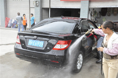 專業洗車，煥然一新——走進旺蒼縣速潔洗車行